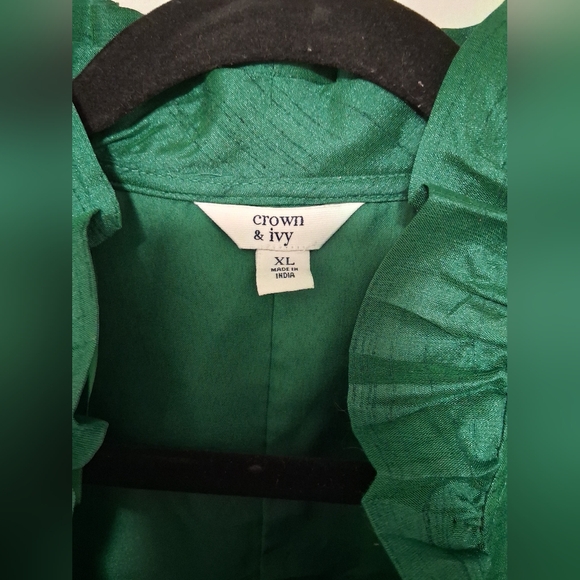 Crown & Ivy Emerald Green Ruffled Blouse-XL - Picture 10 of 10